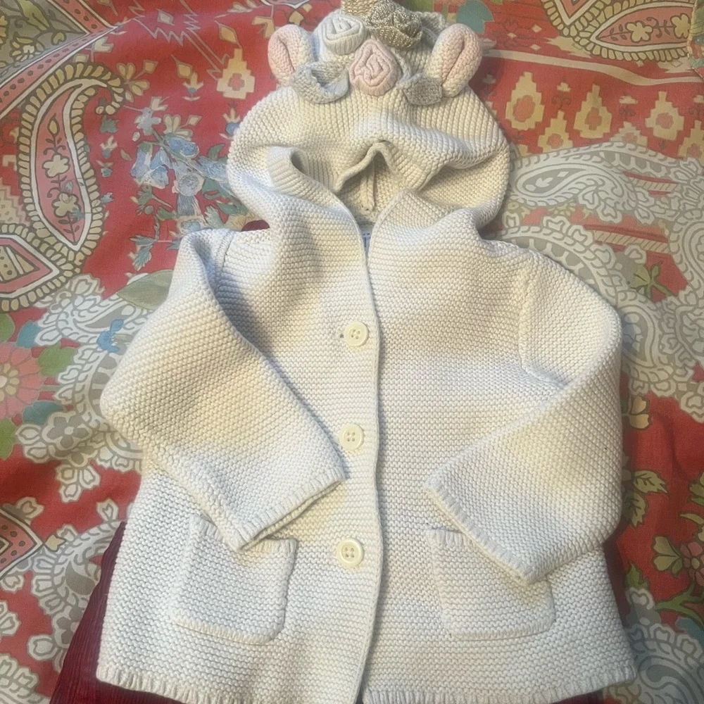 Hooded Cardigan Sweater Unicorn and Red overalls 6-12 month Gap  Perfect Fall